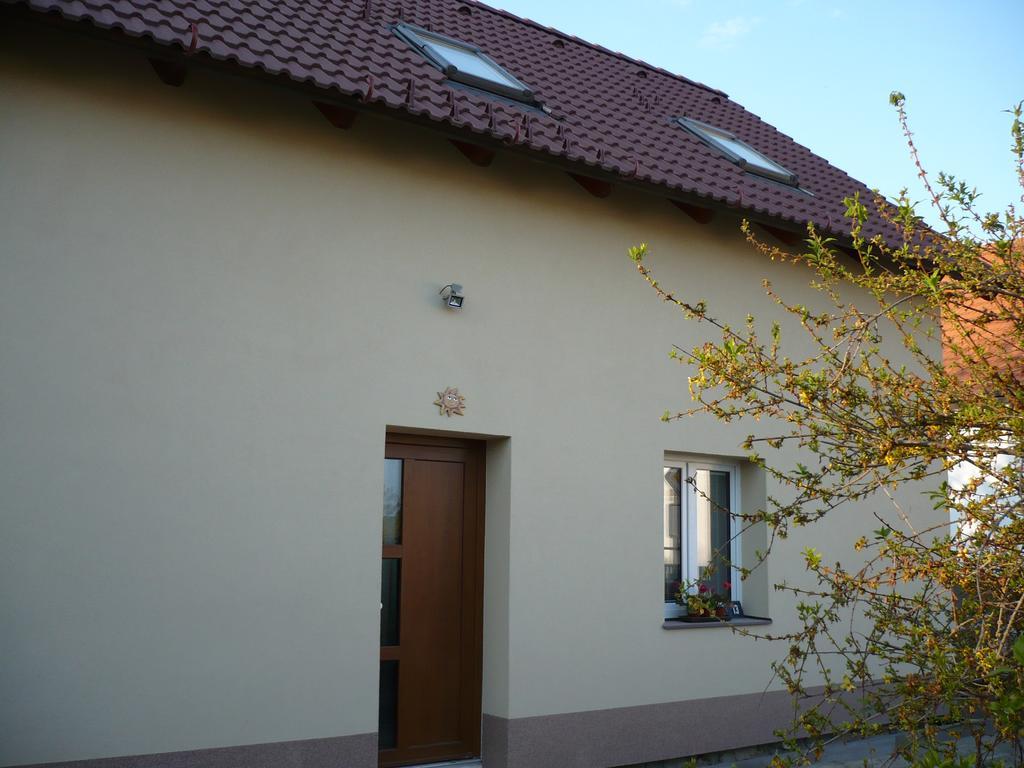 Rivendell Apartments Прага Екстериор снимка