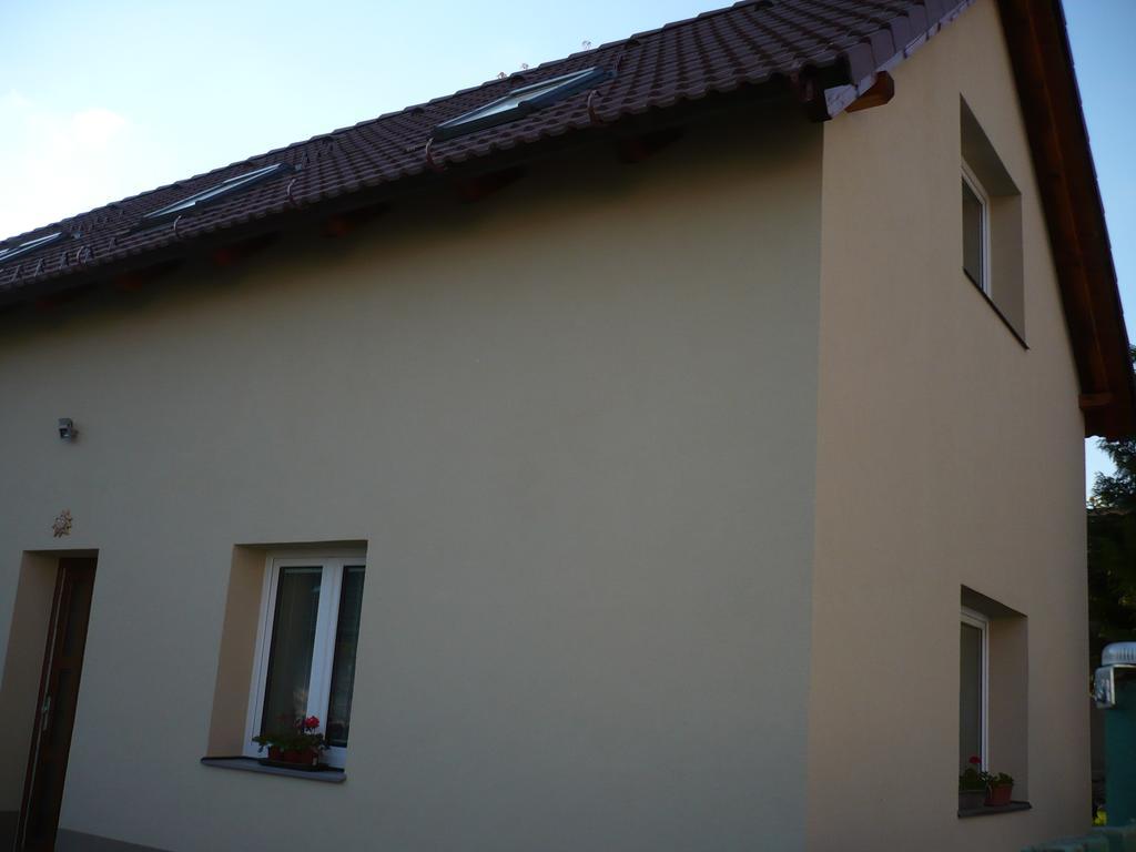 Rivendell Apartments Прага Екстериор снимка